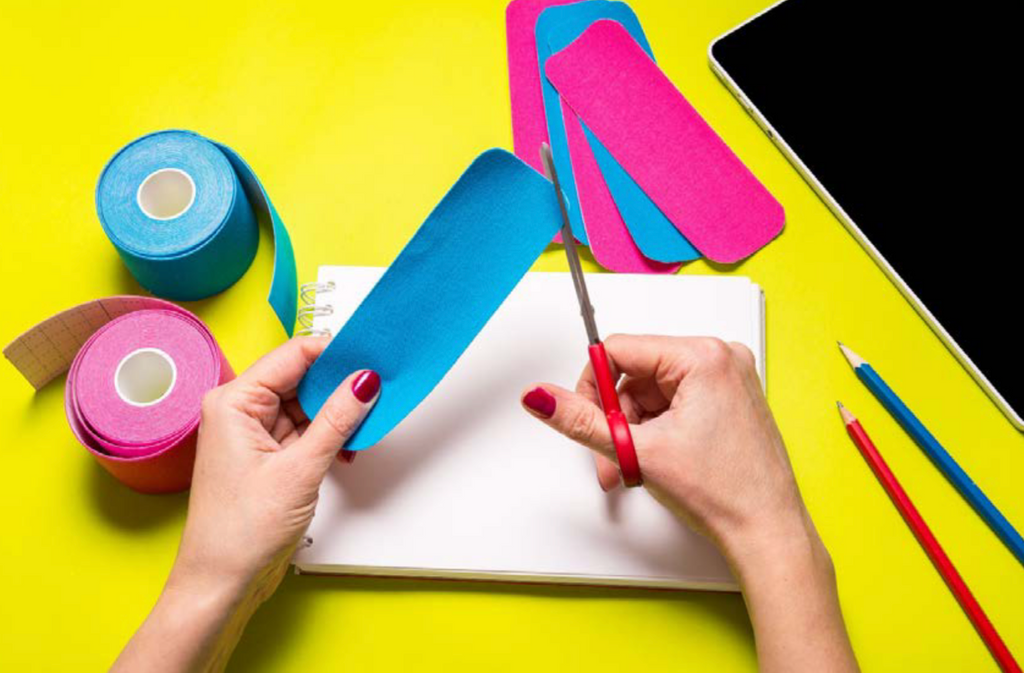 KINESIOLOGY TAPE CUTTING TECHNIQUES